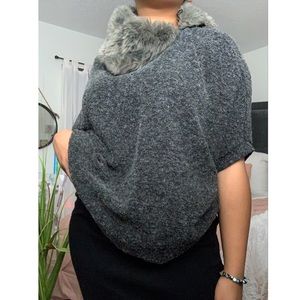 Fur neck blouse